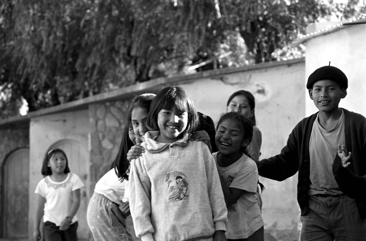 Children playing model - Humahuaca